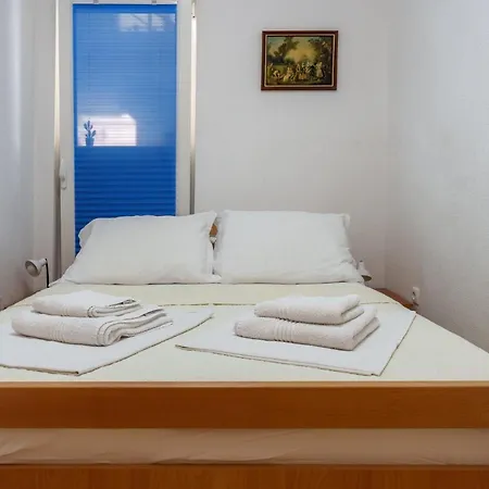 Ruza Baška Voda