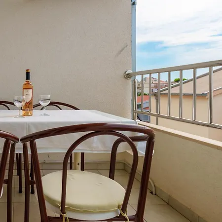 Ruza Apartament